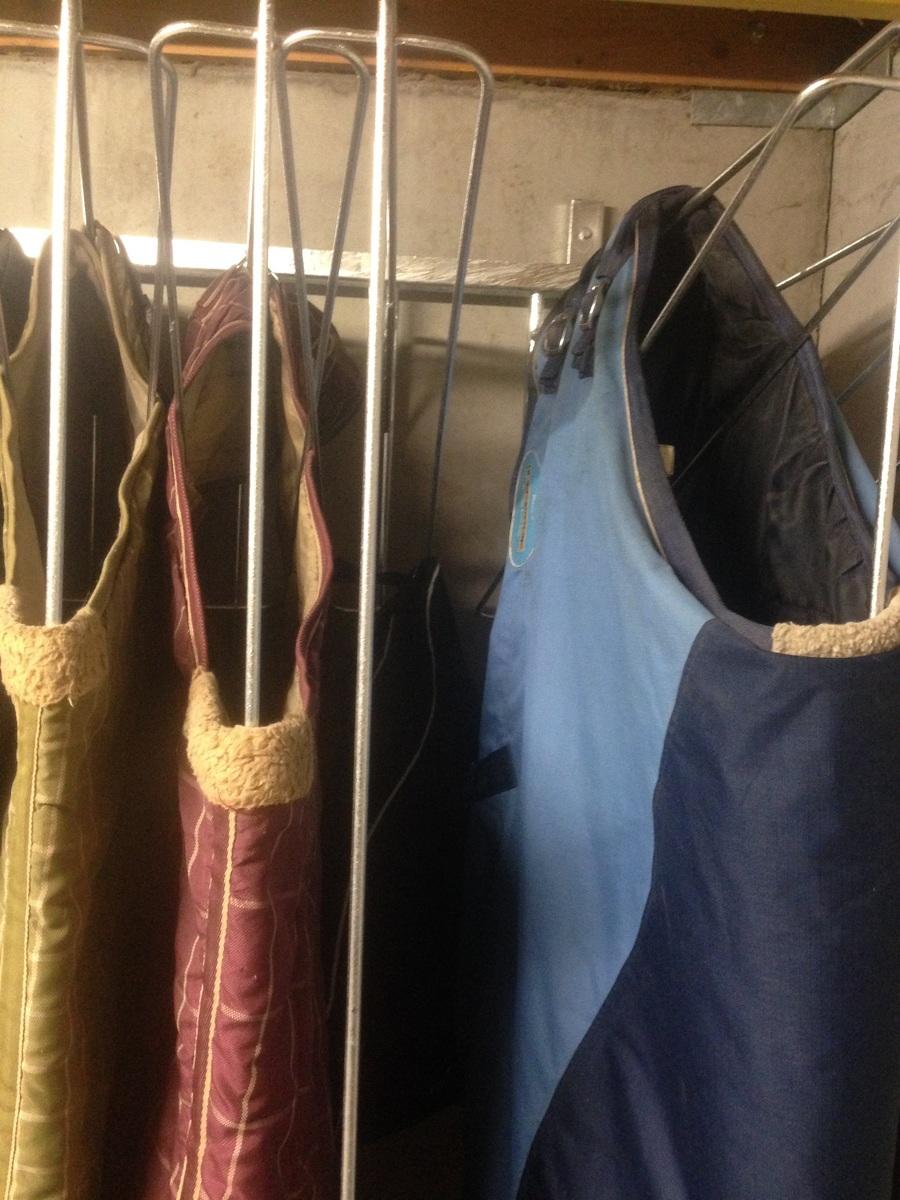 Porte-couvertures à bras multiples – Image 3